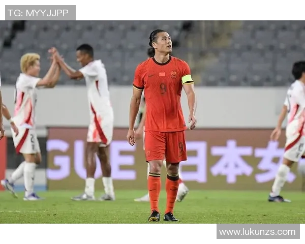 国足热身赛迎战海地球队全力备战新一轮国际赛事展现实力与信心